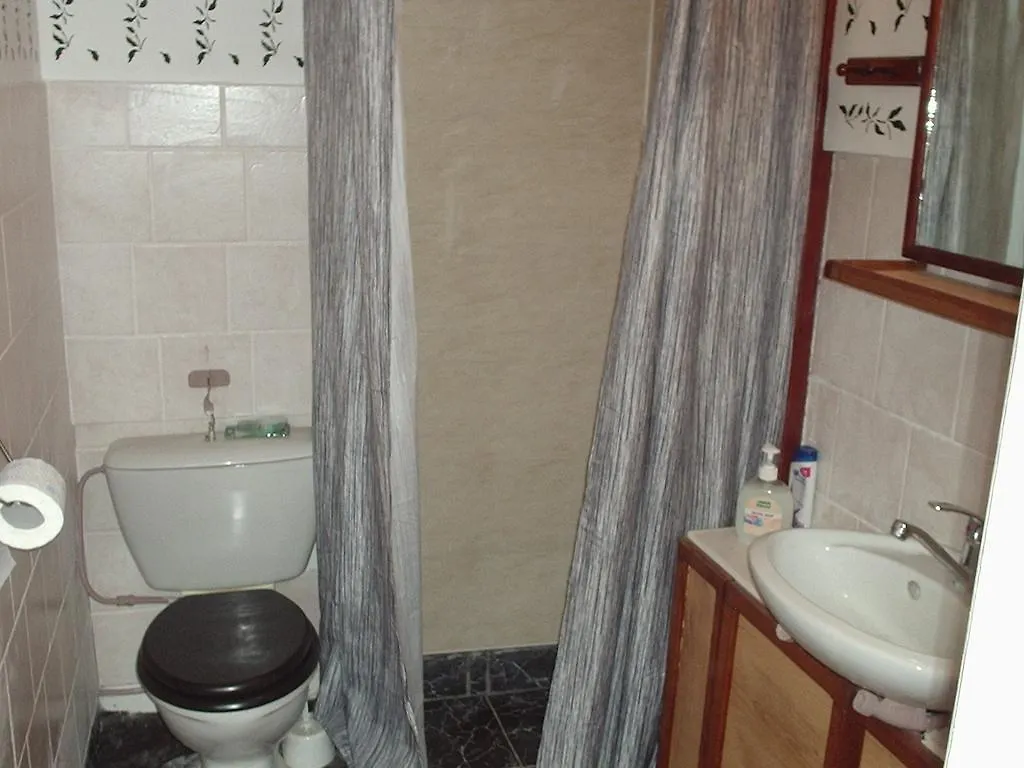 Expo Home Stay Βουκουρέστι Hostel